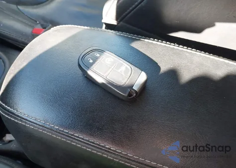 2016 Jeep Cherokee Limited z USA, uszkodzony, nr VIN 1C4PJMDSXGW304037